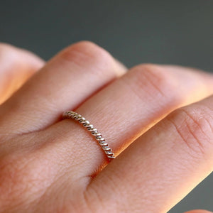 White Gold Rope Band