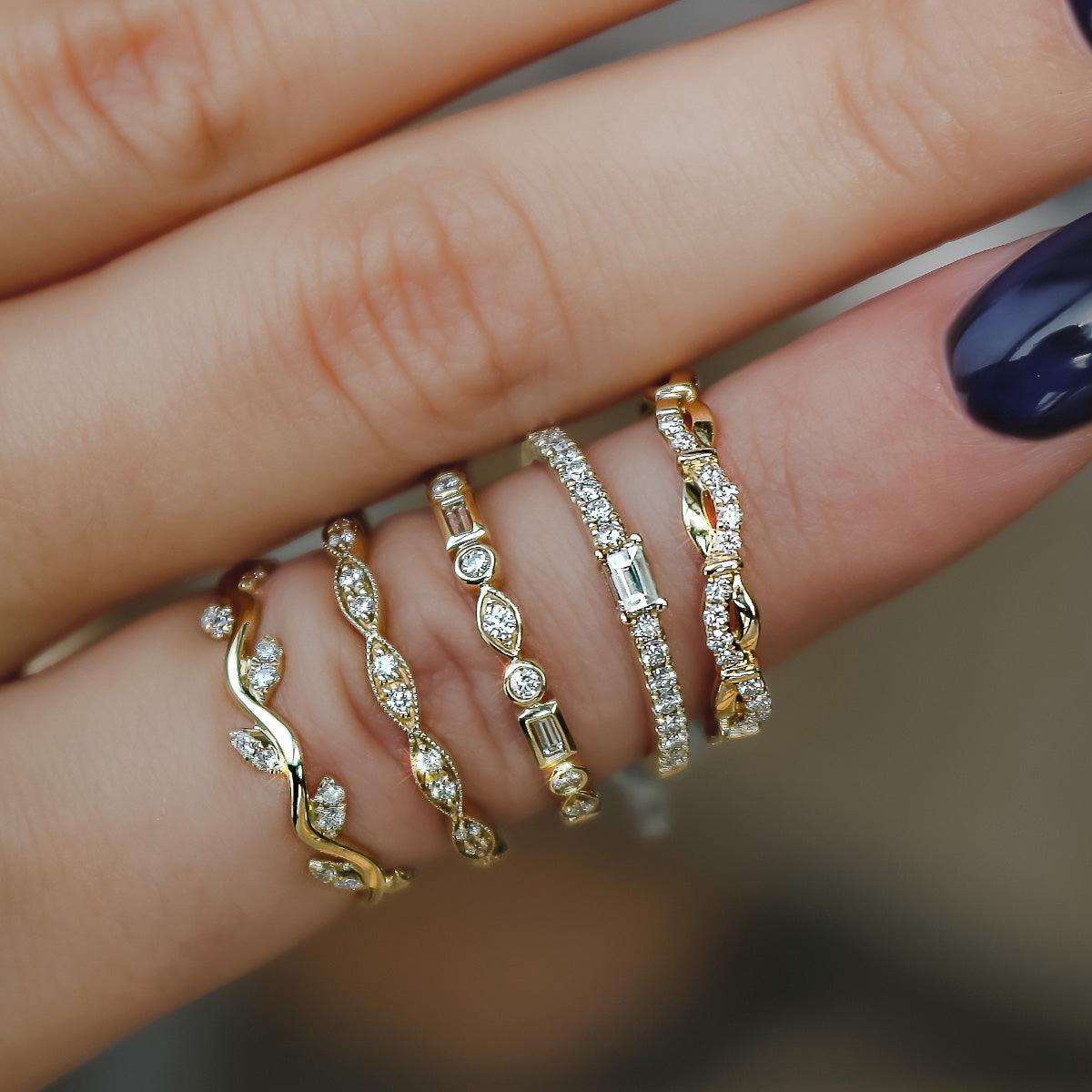 Uneek-Holiday - Gunderson's Jewelers
