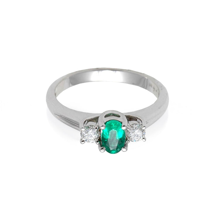 18K White Gold Diamond And Emerald Ring
