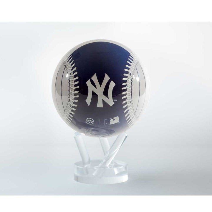 4.5 MLB® Yankees™ MOVA Globe
