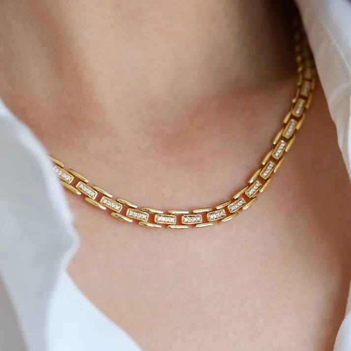 18K Yellow Gold Diamond Necklace