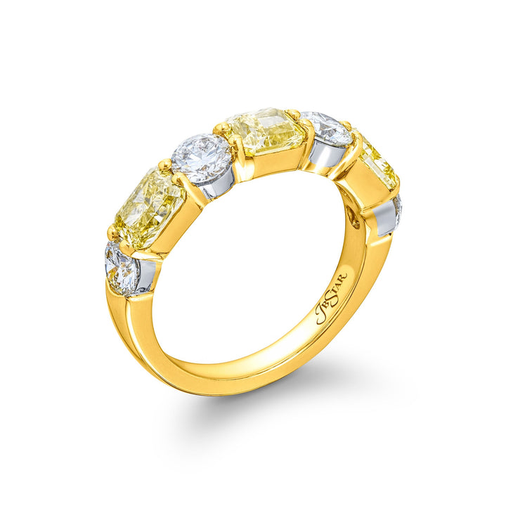 2.51ctw yellow radiant, 1.22ctw round diamonds in 18K Yellow Gold