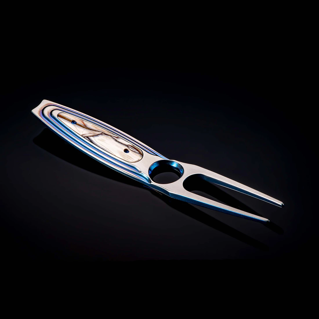 William Henry Eagle Divot Tool