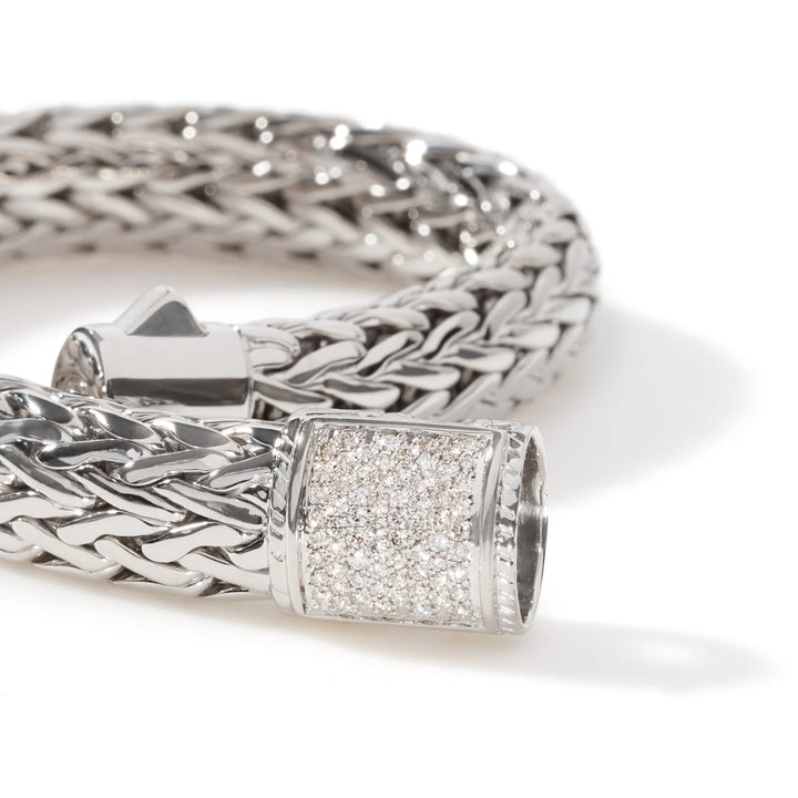 Classic Chain Bracelet with Diamonds