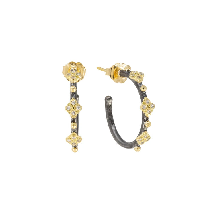 Small Hoop Earring with Daimonds and Crivelli Details