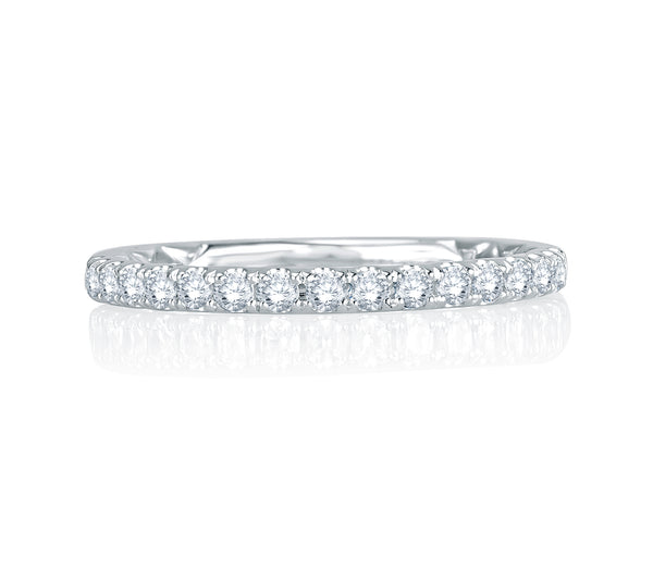 Intricate Delicate Quilted Anniversary Band