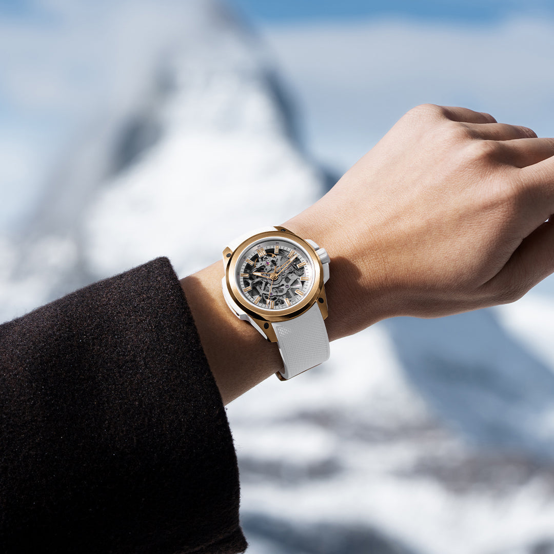 Wild ONE Skeleton 39mm Red Gold