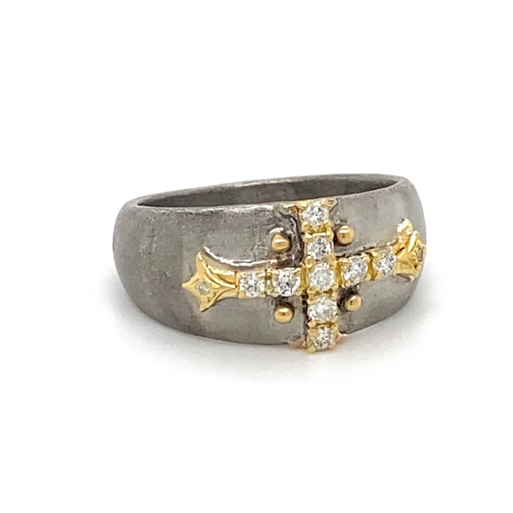 Pointed Cross Ring