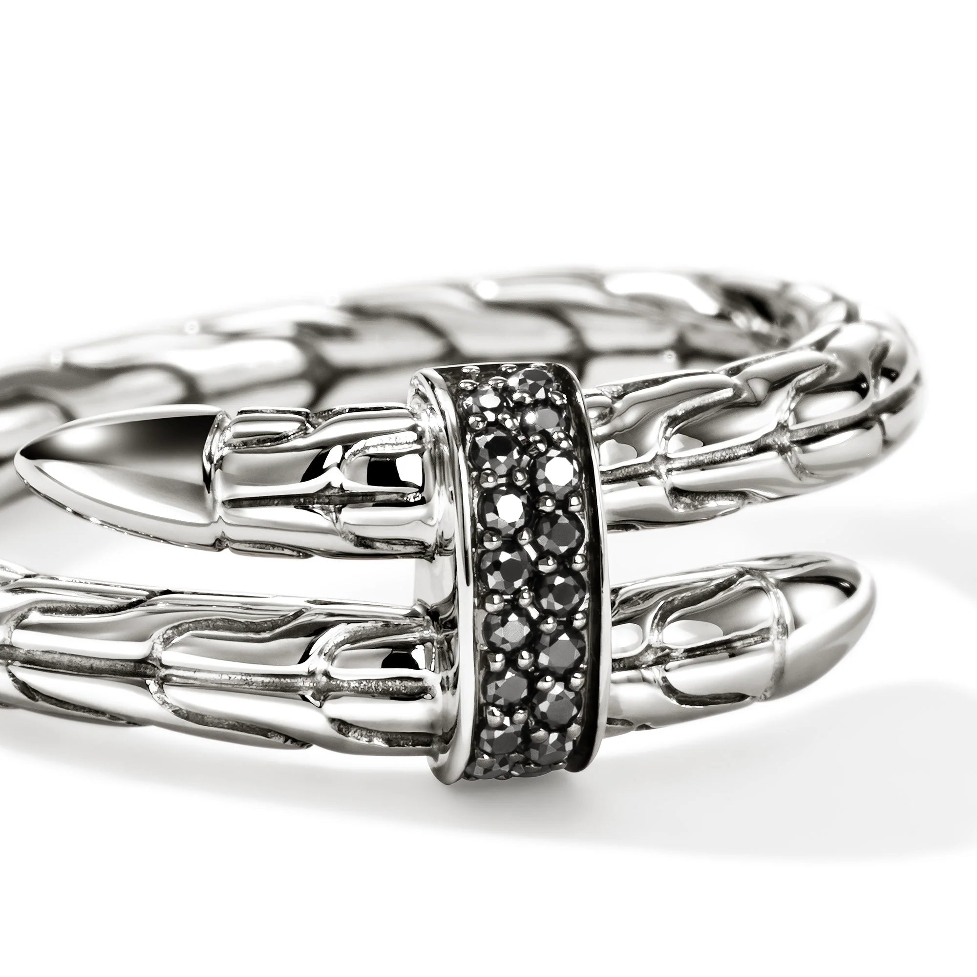 Black Sapphire Spear Ring