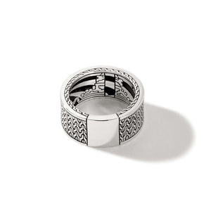 Back of Carved Chain Inlay Band Ring showing silver band with chain inlay and polished panel on white background