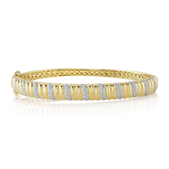 0.46ctw Diamond Ribbed Bangle