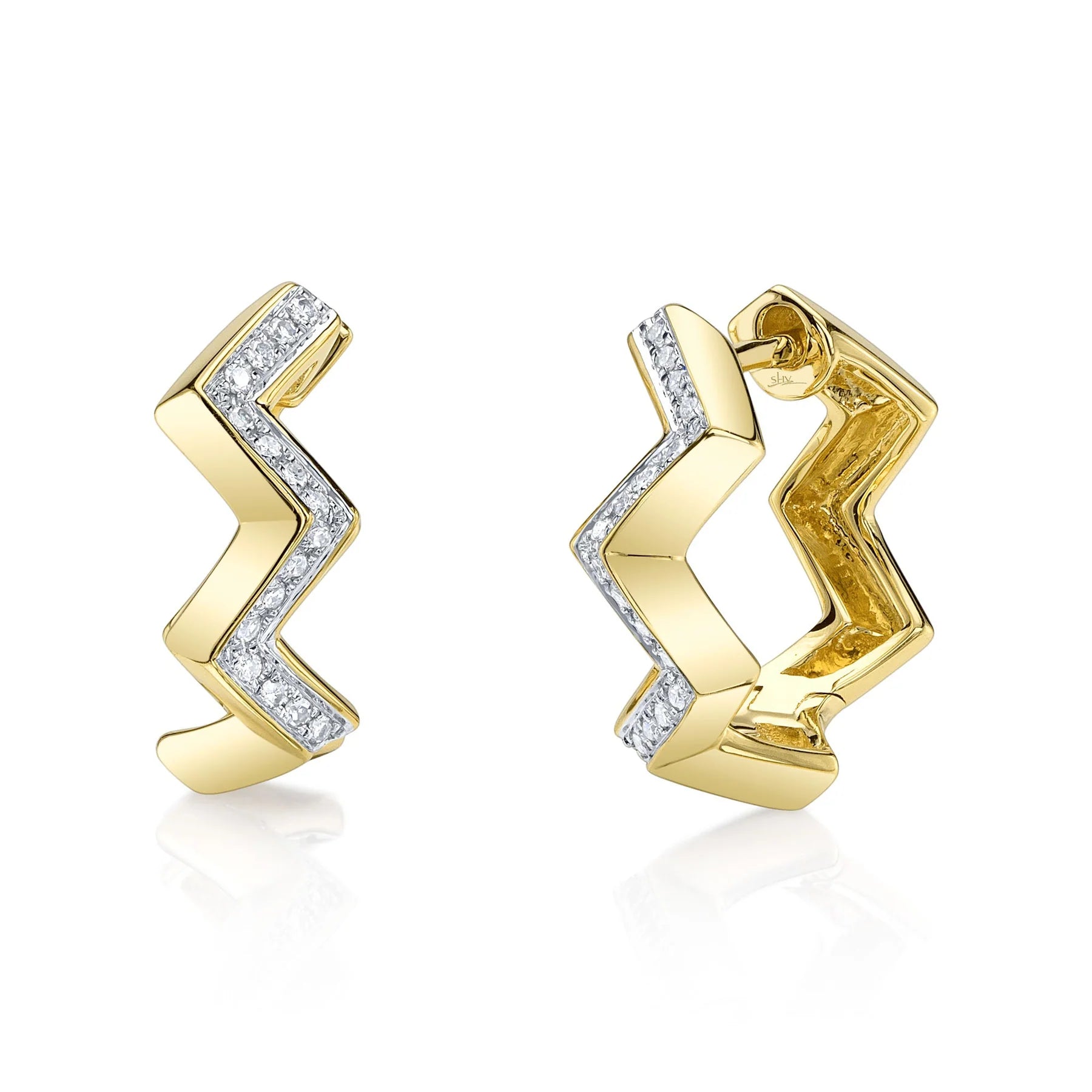 0.10ctw Diamond Zig-Zag Huggie Earring