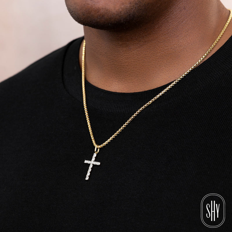 1.55ctw Diamond Cross Pendant