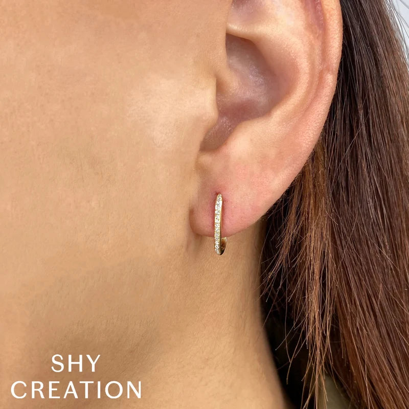 0.08ctw Diamond Oval Hoop Earrings