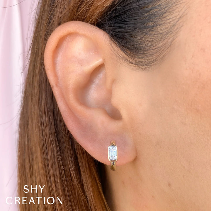 0.14ctw Diamond Baguette Huggie Earrings