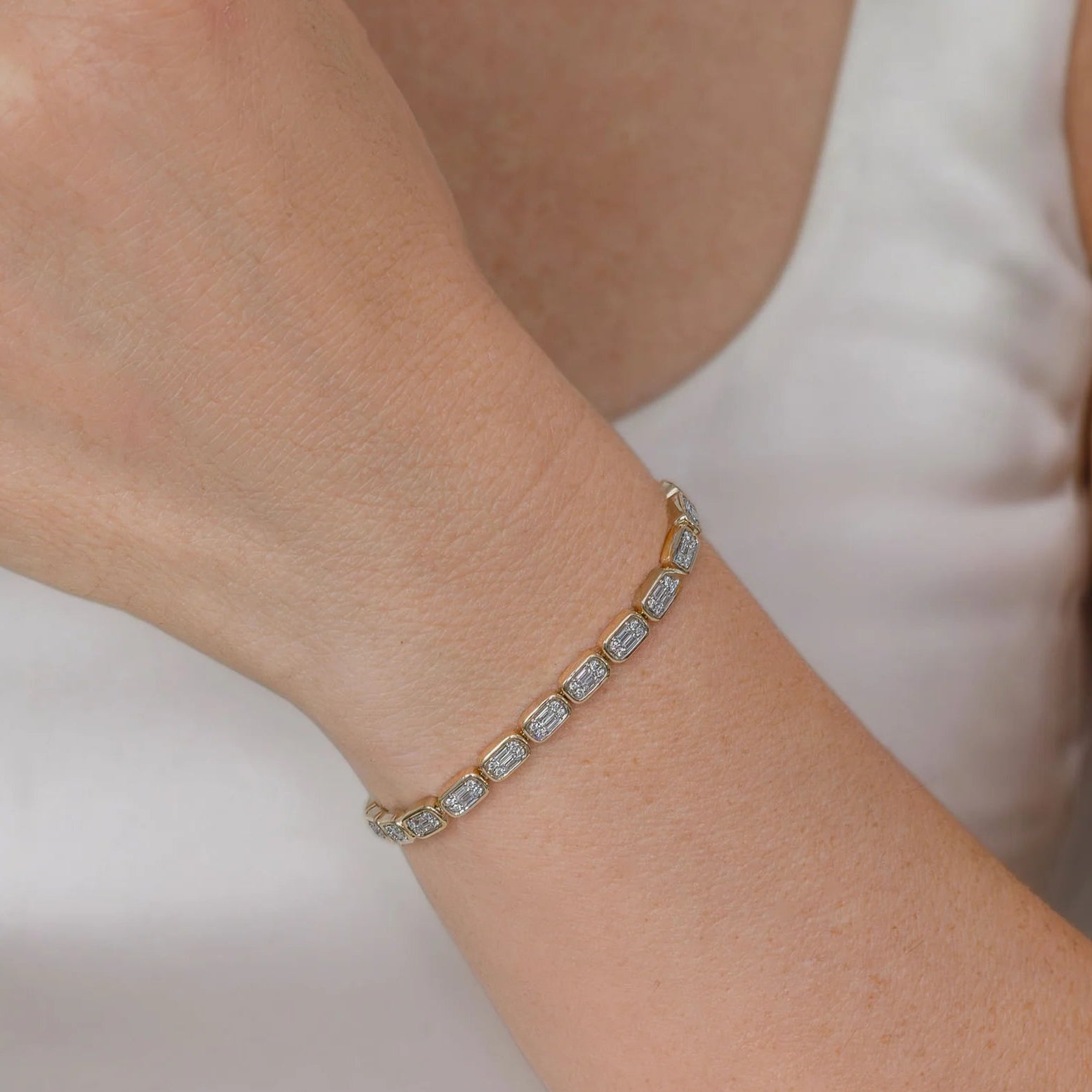 1.53ctw Diamond Baguette Tennis Bracelet