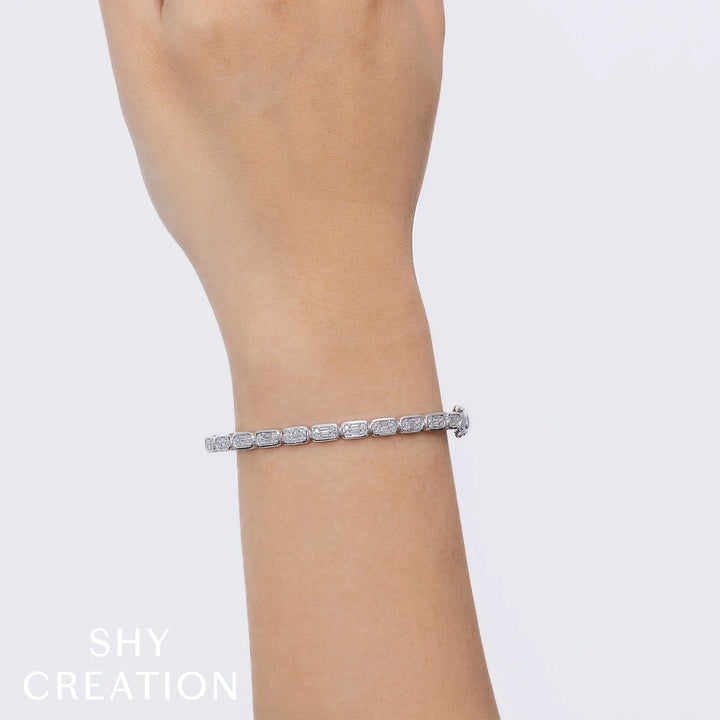 0.65ctw Diamond Baguette Bangle