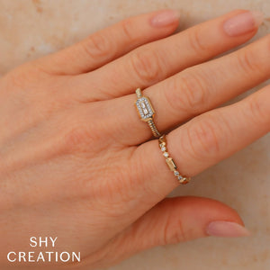 0.06ctw Diamond Bezel Geo Cut Band