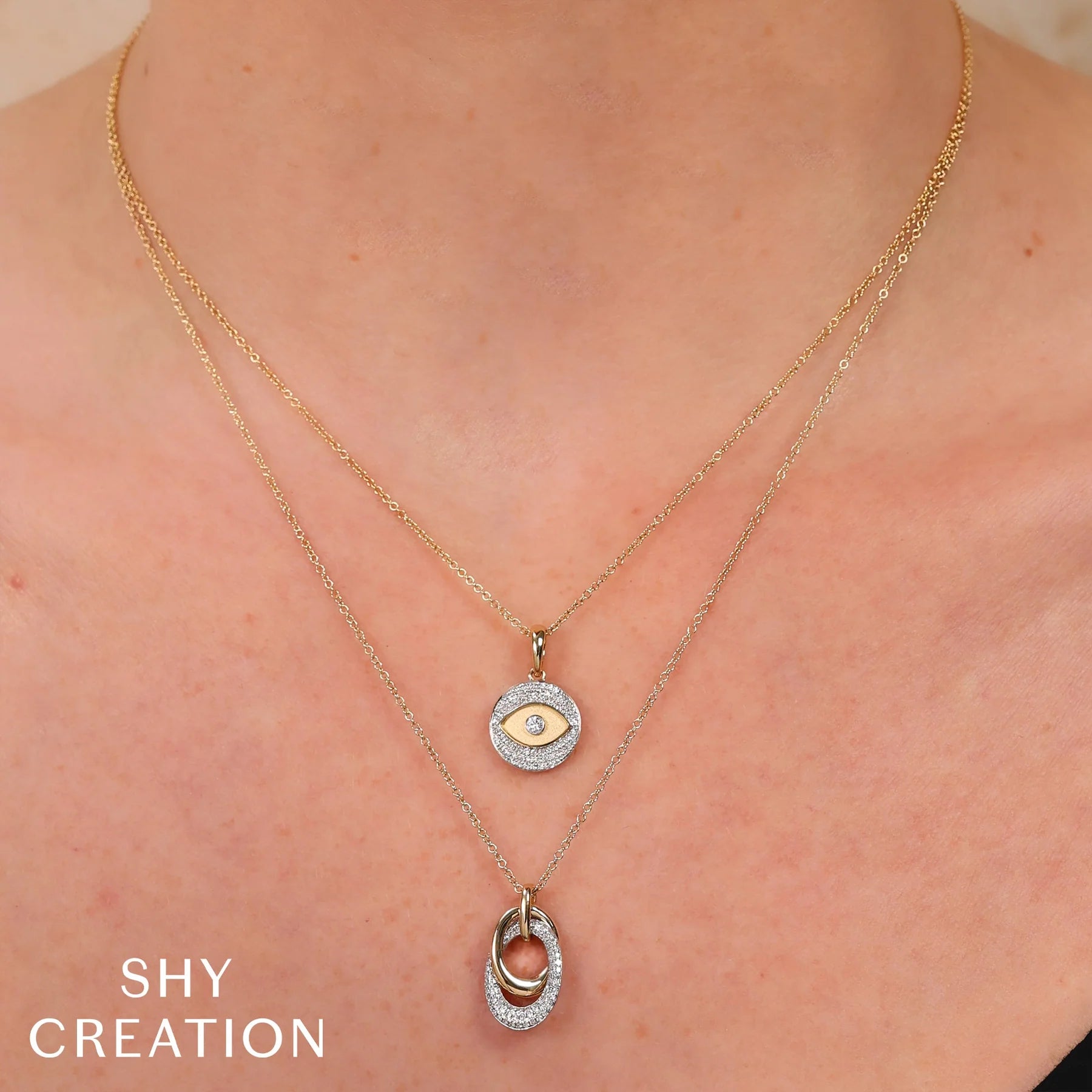 0.17ctw Diamond Pave Oval Necklace