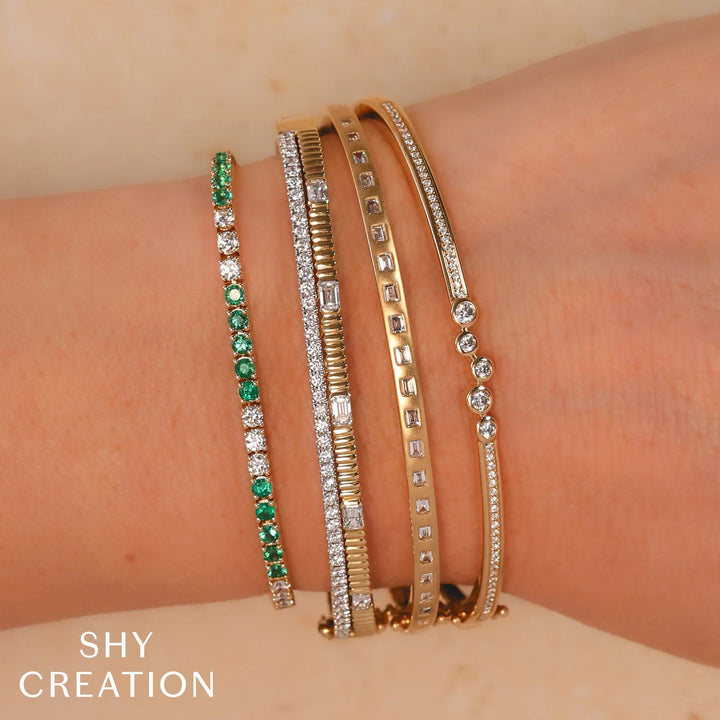 1.13CT Diamond Emerald Ribbed Bangle