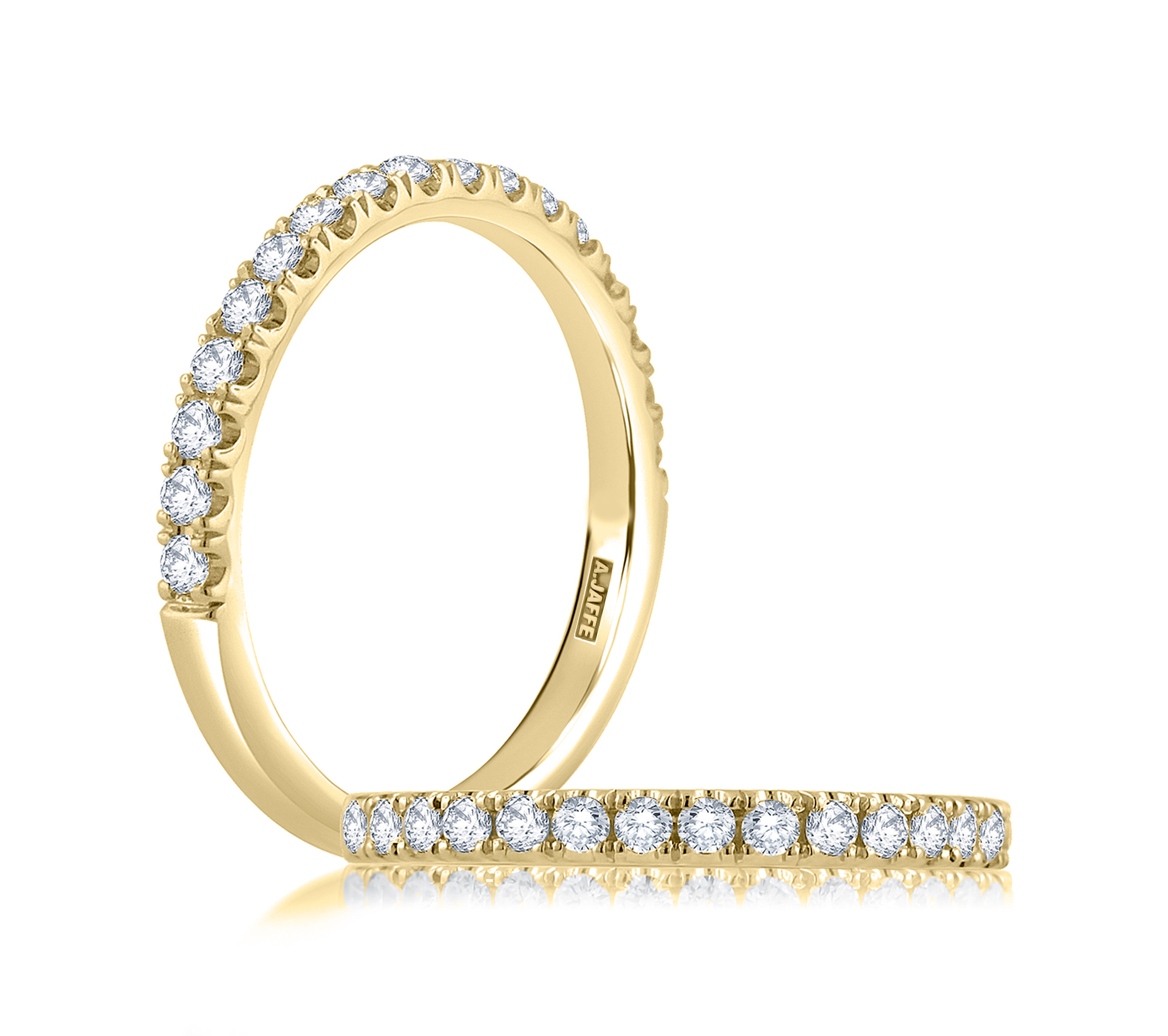 0.15ctw Diamond Halfway Band