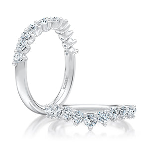 0.72ctw Diamond V Band