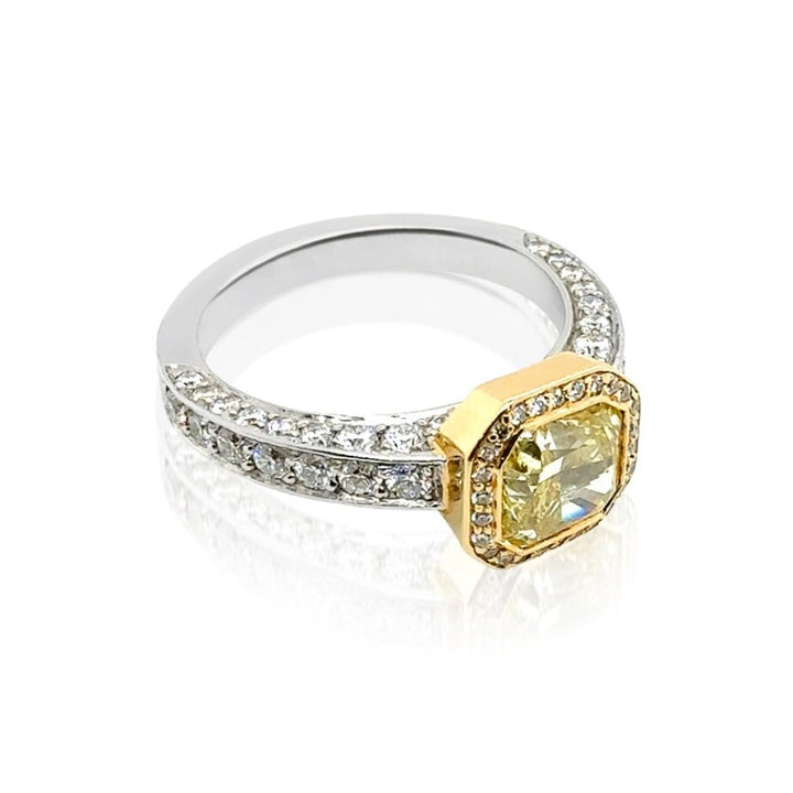 2.47ctw Diamond Halo Ring