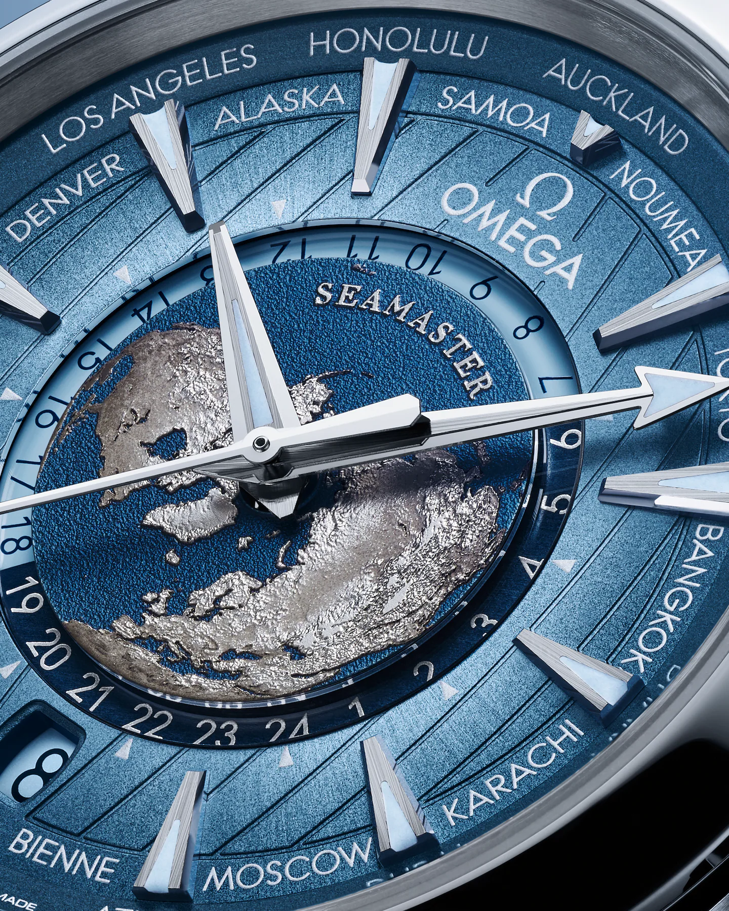 Seamaster Aqua Terra 150M Co-Axial Master Chronometer GMT Worldtimer 43 MM