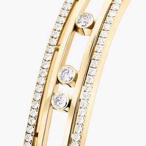 up close image of the 0.89ctw Yellow Gold 10th Anniversary Diamond Bangle Bracelet