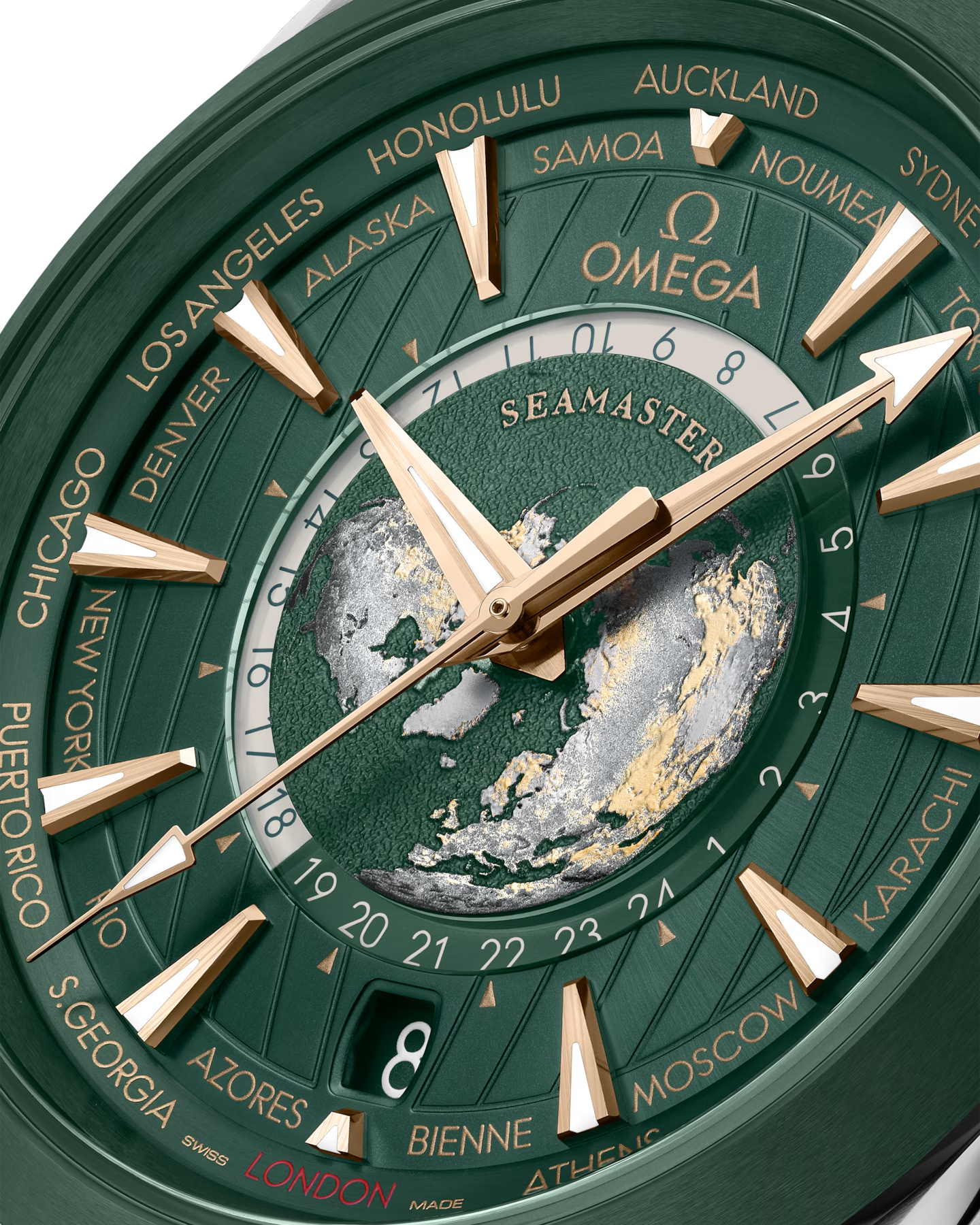 Seamaster Aqua Terra 150M Co-Axial Master Chronometer GMT Worldtimer 43 MM
