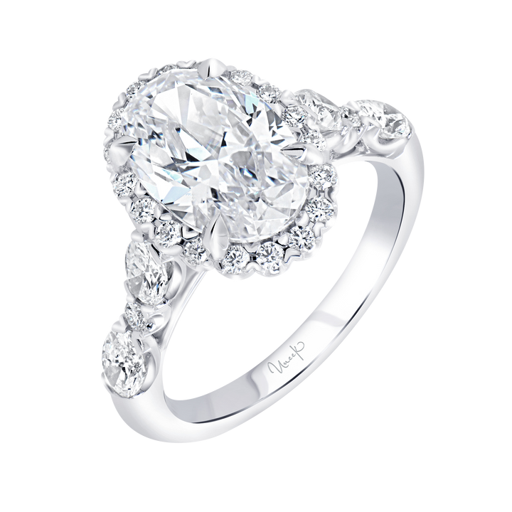 1.04ctw Oval Halo Engagement Ring