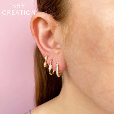0.18ct Diamond Oblong Hoop Earring - Gunderson's Jewelers