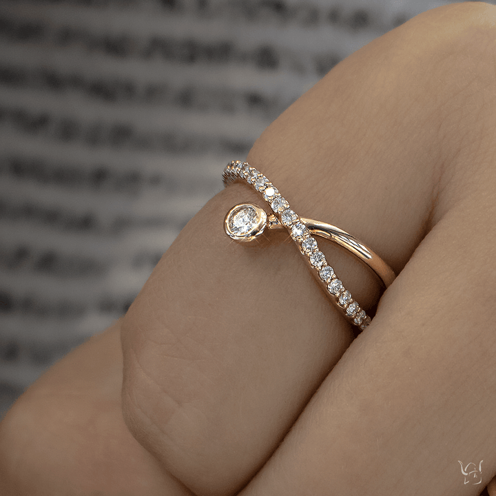 Rose Gold Twist Ring - Gunderson's Jewelers