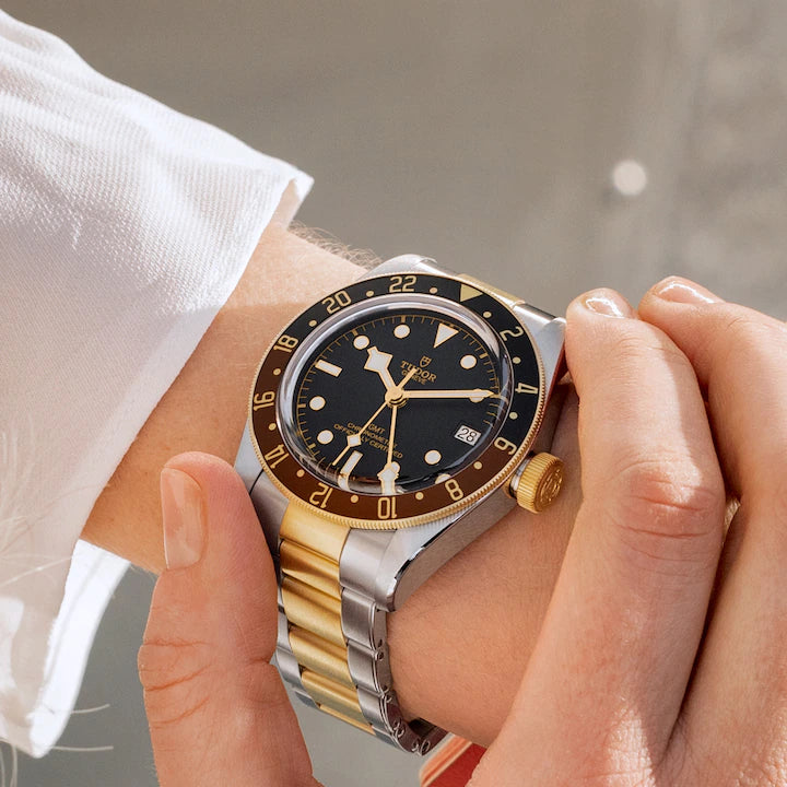 TUDOR Black Bay S&G 自動巻き時計 TUDOR Black Bay GMT S&G 41mm Steel – Gunderson's Jewelers